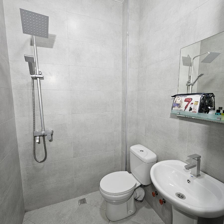Memory Basket Hotell Kutaisi Exteriör bild