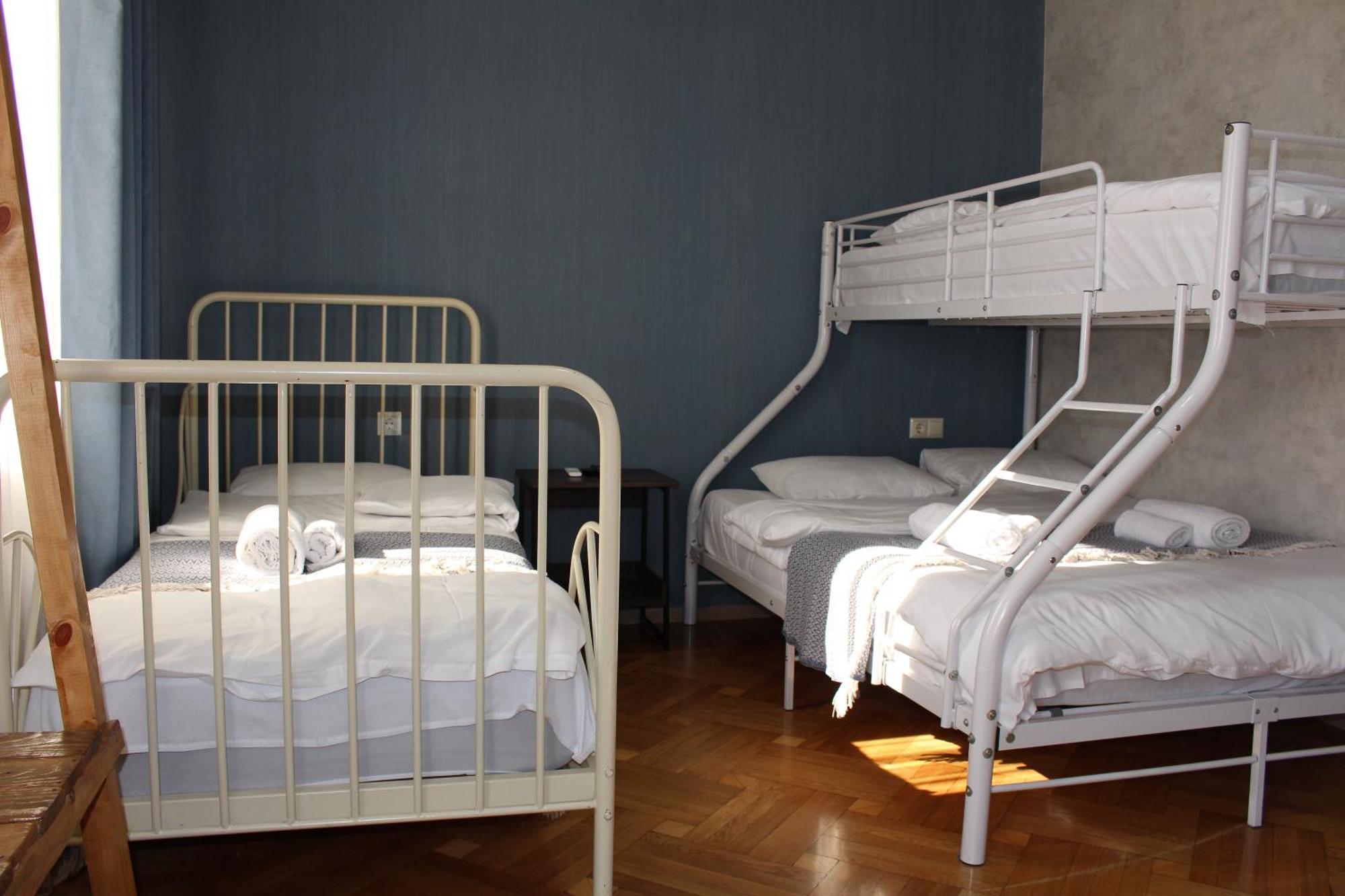 Memory Basket Hotell Kutaisi Exteriör bild